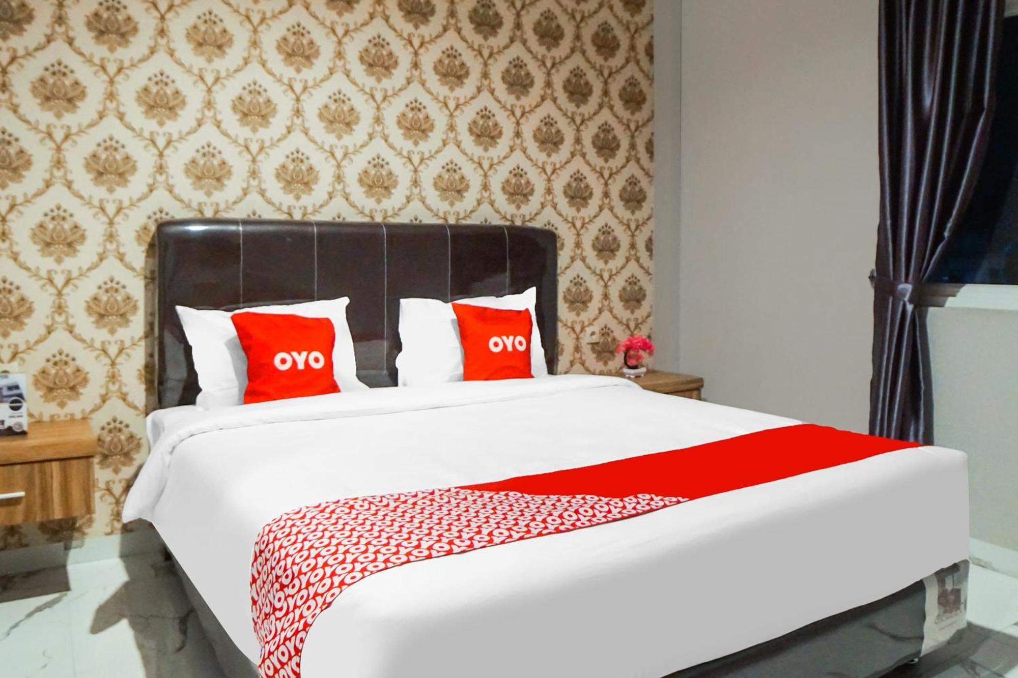 Super Oyo Capital O 92066 Papakoel Hotel & Cafe Medan Eksteriør billede