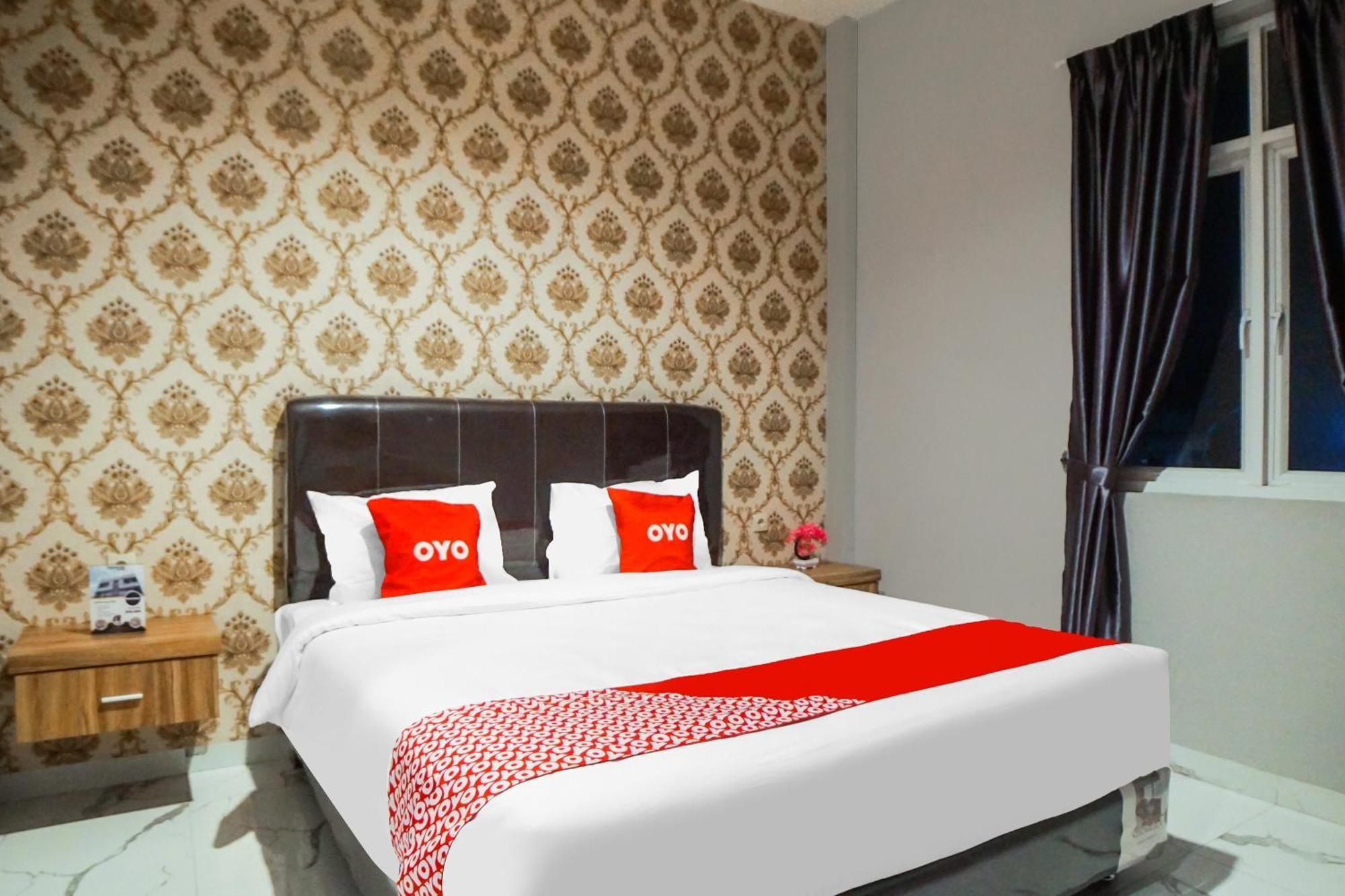 Super Oyo Capital O 92066 Papakoel Hotel & Cafe Medan Eksteriør billede